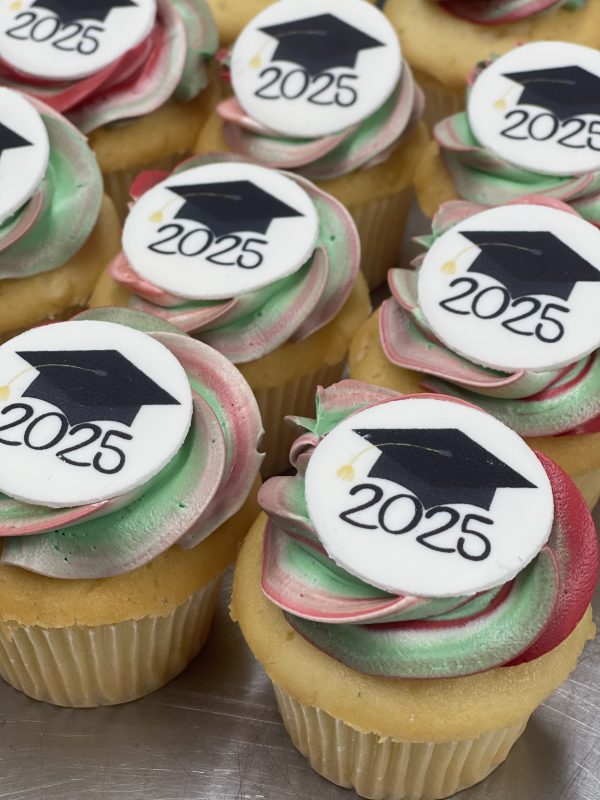 Graduation cupcakes 2025