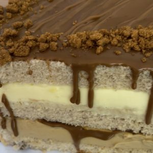 Biscoff Banana Custard Cake
