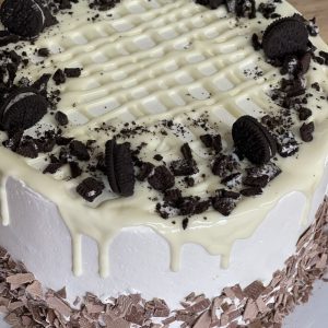 Cookies & Creme Matilda Cake